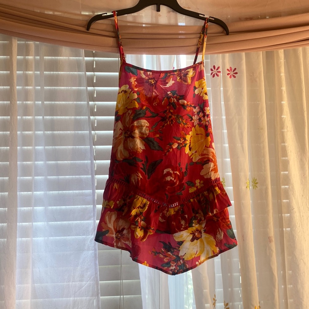 Floral blouse never worn, new with tags